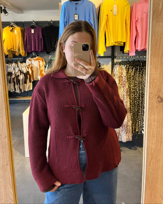 Bordo Düğme Detaylı Kadın Hırka