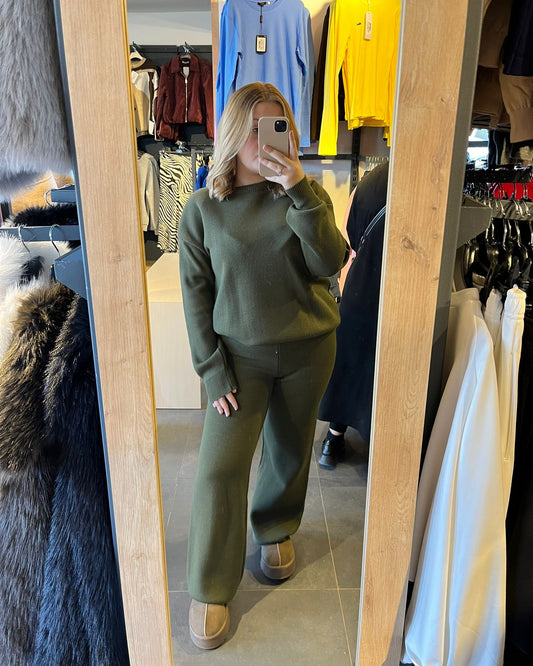 Haki Renk Selanik Kumaş Kadın İkili Takım